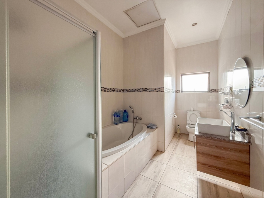 4 Bedroom Property for Sale in Xanadu Nature Estate North West